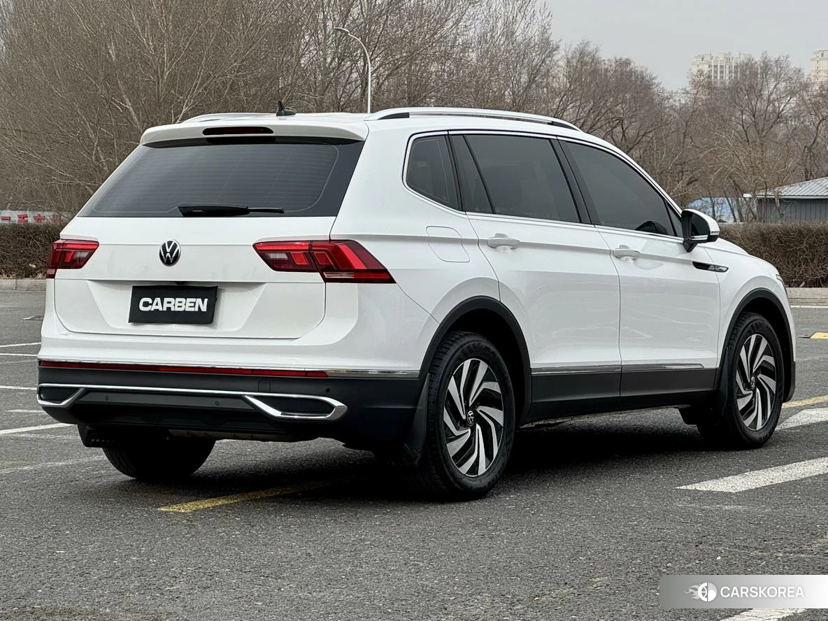 Volkswagen Tiguan L 2021 Белый из Китая