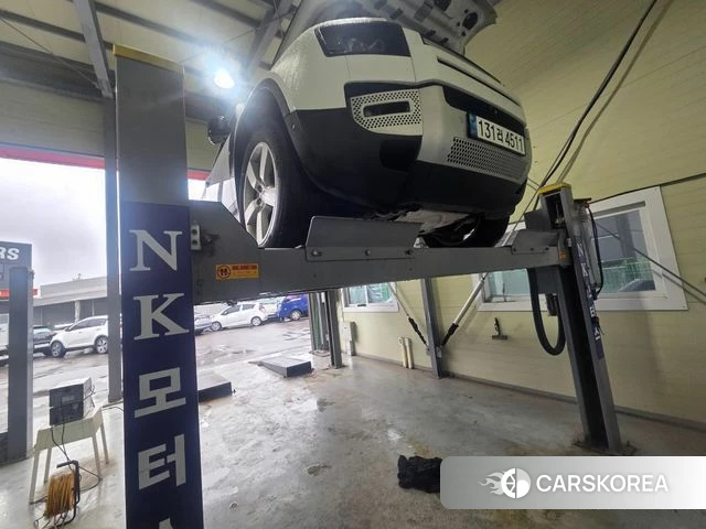 Land Rover Defender (L663) 2023 Белый из Кореи