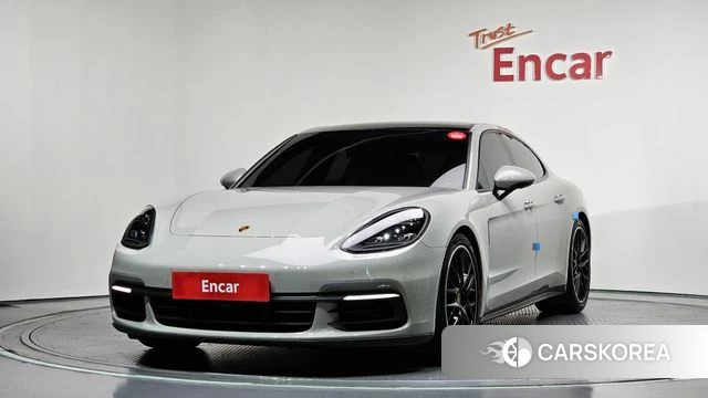 Porsche Panamera (971) 2020 Серебристо-серый из Кореи