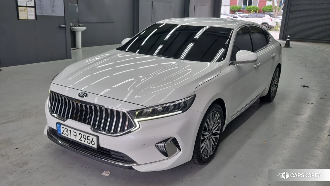 Kia K7 Premier 2021 Белый из Кореи