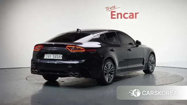 Kia Stinger 2018 Серый из Кореи