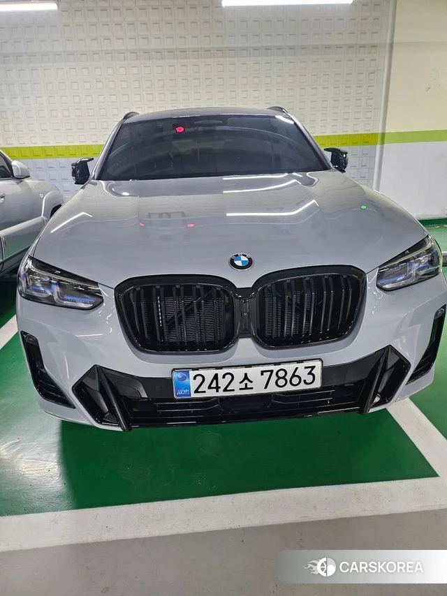 BMW X4 (G02) 2025 Серебристо-серый из Кореи