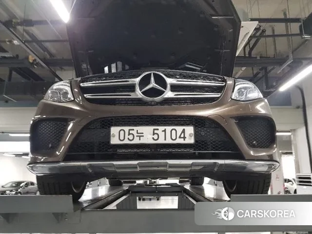 Mercedes-Benz GLE - Class W166 2018 Коричневый из Кореи