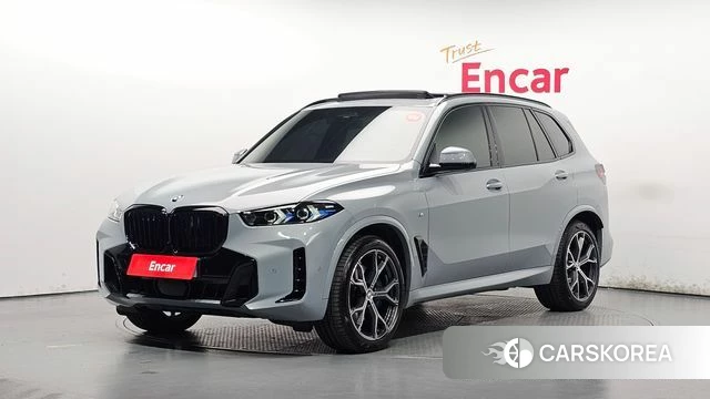 BMW X5 (G05) 2026 Серебристо-серый из Кореи