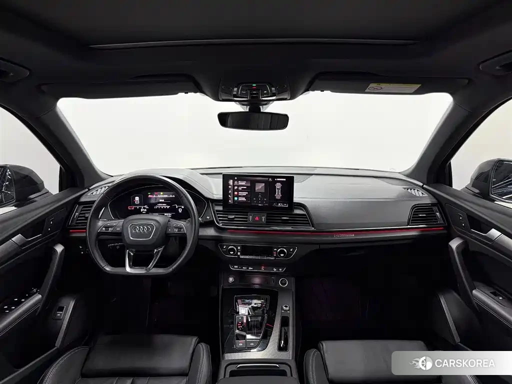 Audi Q5L 2023 Черный из Китая
