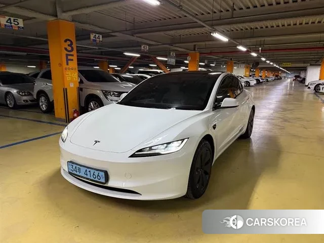 Tesla Model 3 2024 Белый из Кореи