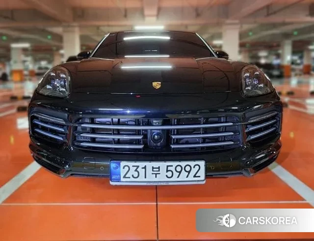 Porsche Cayenne (PO536) 2022 Черный из Кореи