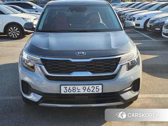 Kia Seltos 2021 Черный двухцветный из Кореи