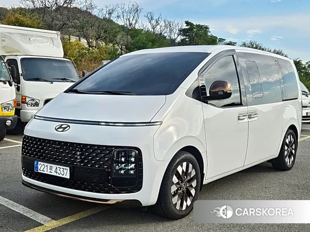 Hyundai Staria 2024 Белый из Кореи