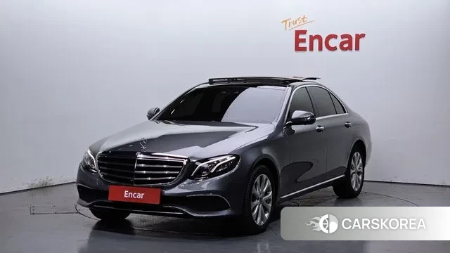 Mercedes-Benz E-Class W213 2019 Серый из Кореи