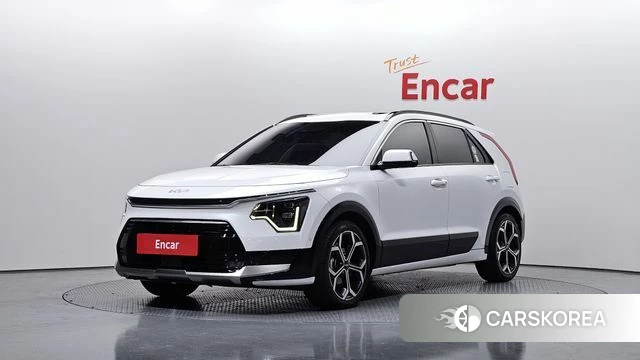 Kia Di Ol Nu Niro 2022 Белый из Кореи
