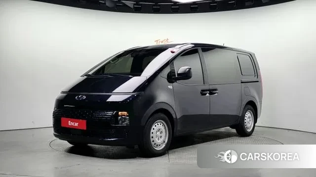 Hyundai Staria 2023 Черный из Кореи