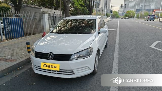 Volkswagen Jetta 2018 Белый из Китая