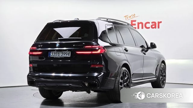 BMW X7 (G07) 2025 Черный из Кореи