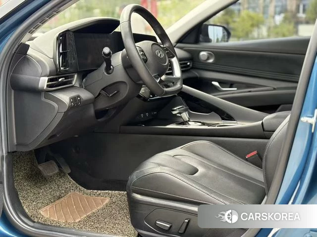 Hyundai Elantra 2021 Синий из Китая