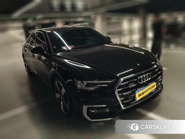 Audi A6L 2022 Черный из Китая