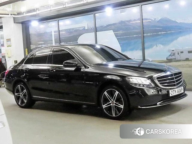 Mercedes-Benz C-Class W205 2019 Черный из Кореи