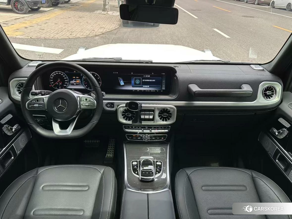 Mercedes-Benz G-class 2021 Белый из Китая