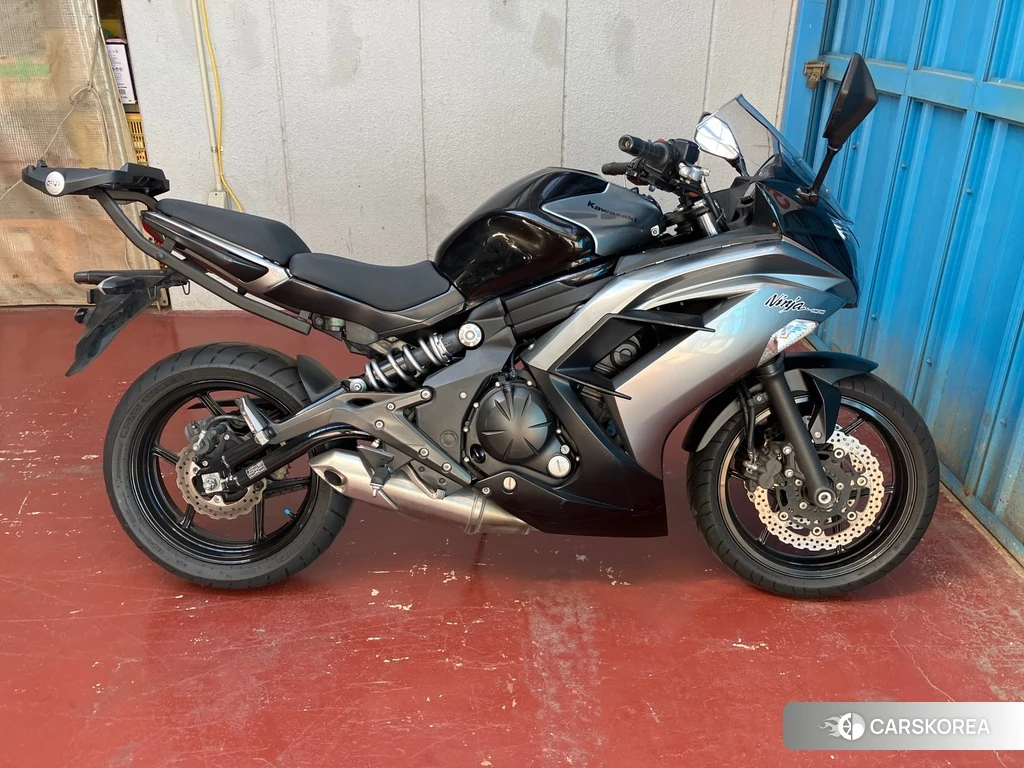 Проданный Kawasaki Ninja 400-2 2014 из Японии