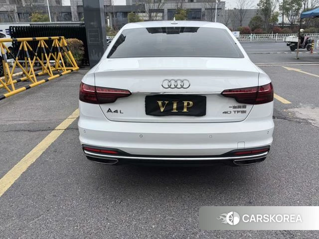 Audi A4L 2021 Белый из Китая