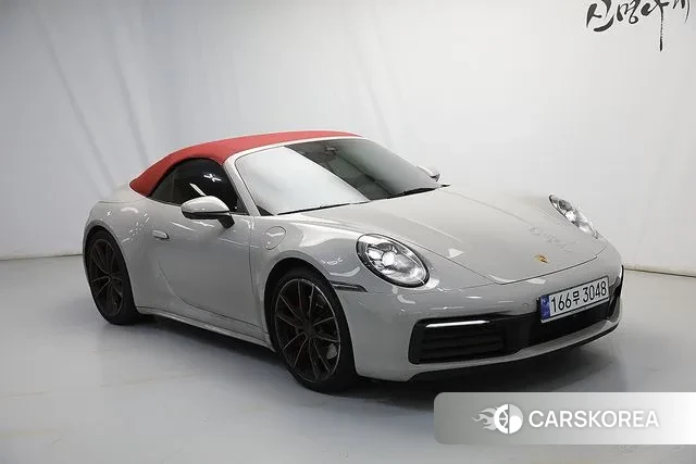 Porsche 911(992) 2020 Белый из Кореи