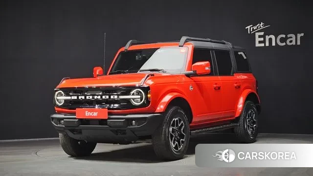 Ford Bronco 6th Generation 2022 Красный из Кореи