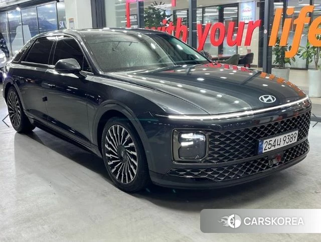 Hyundai Grandeur (GN7) 2023 Серебристо-серый из Кореи