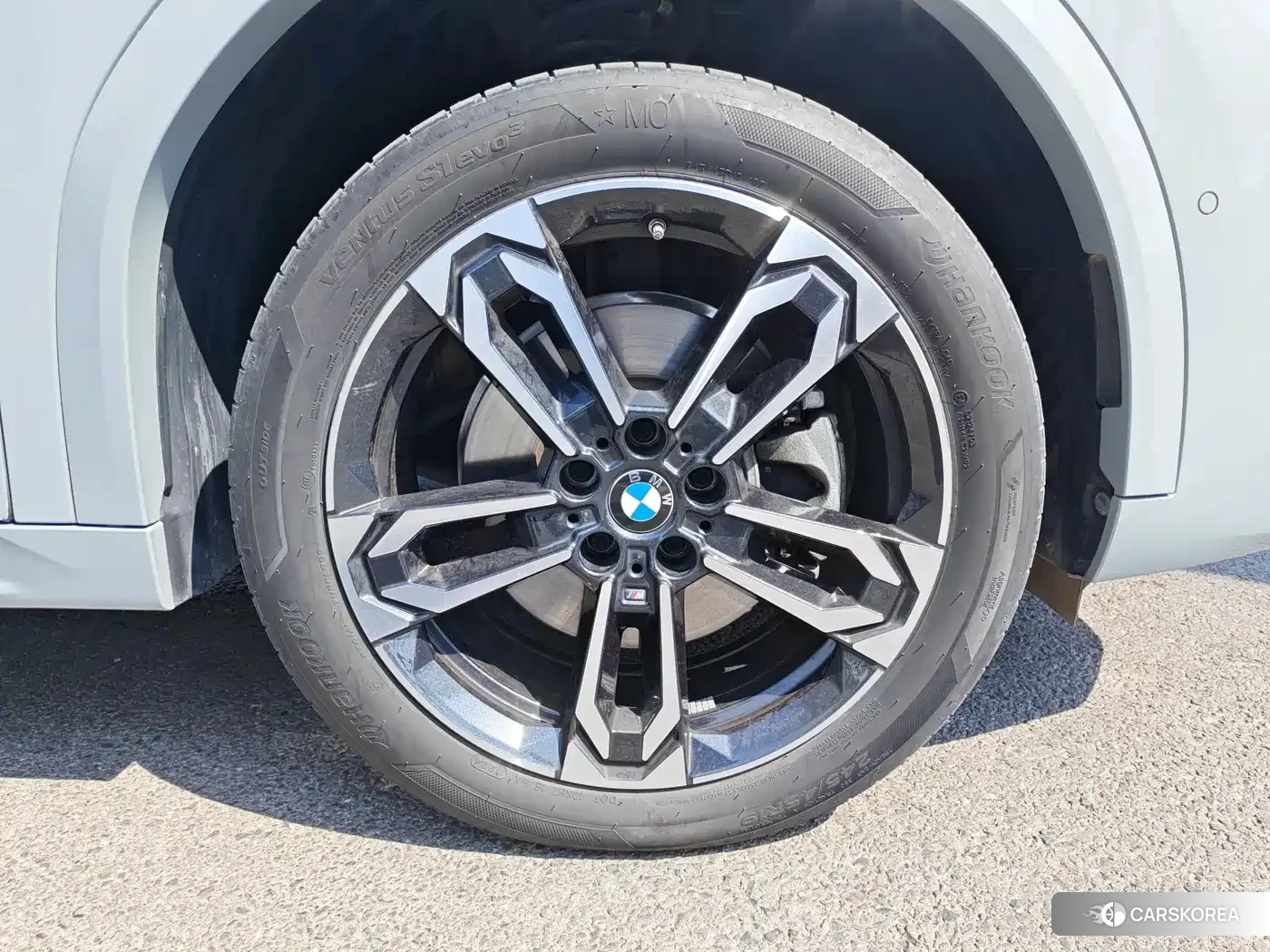 BMW X2 2025 Silver/gray из Китая