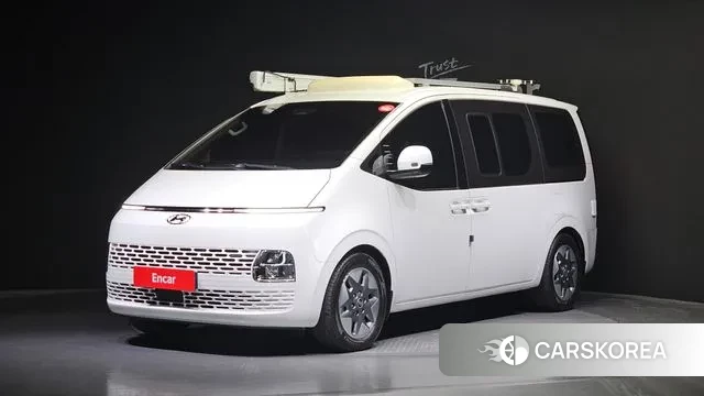 Hyundai Staria 2021 Белый из Кореи