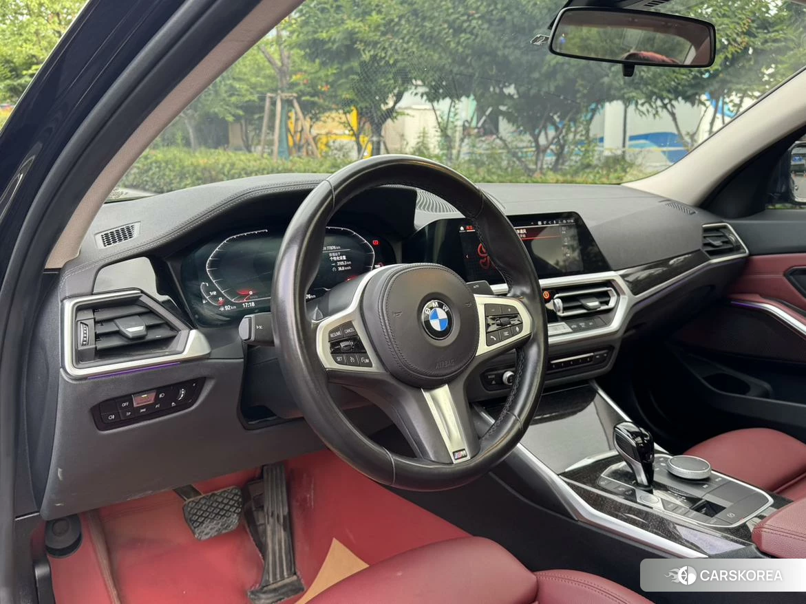 BMW 3 series 2022 Черный из Китая