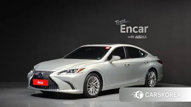 Lexus ES300h 7th generation 2020 Песочный из Кореи