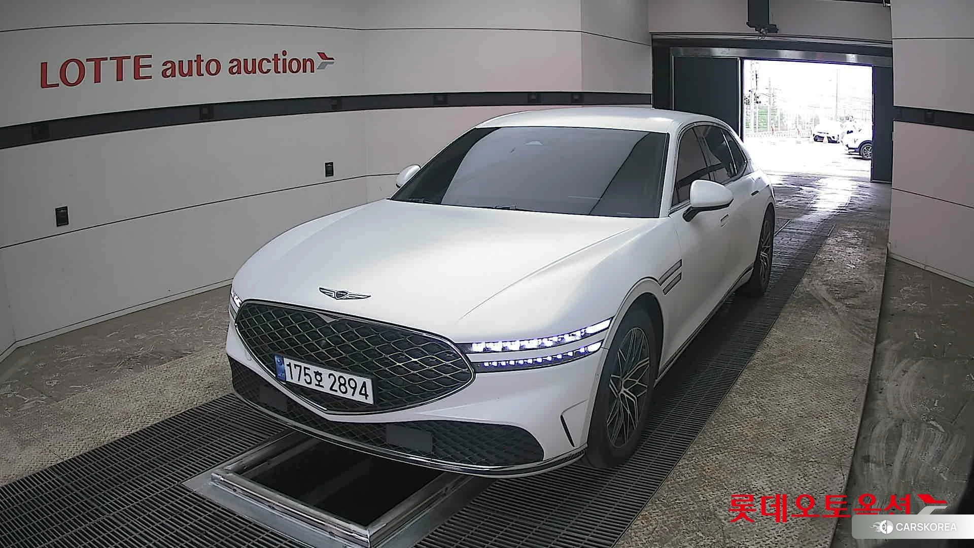 Hyundai G90 2023 Verbier White (Matte) из Кореи