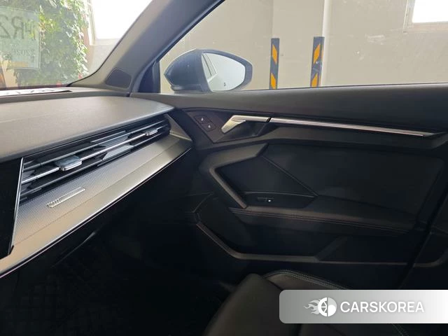 Audi A3 2023 Зеленый из Китая