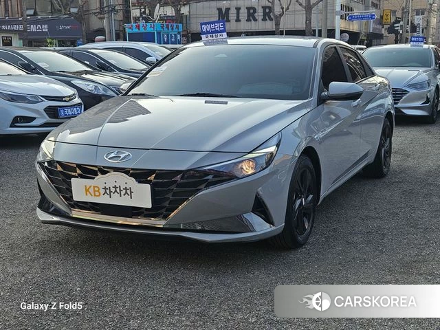 Hyundai Avante Hybrid (CN7) 2022 Серебристо-серый из Кореи