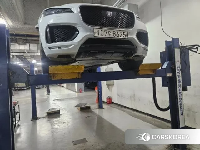 Jaguar F-PACE 2020 Белый из Кореи