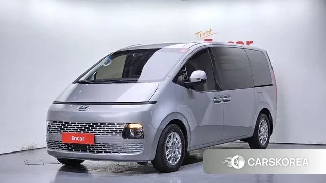 Hyundai Staria 2021 Серебряный из Кореи