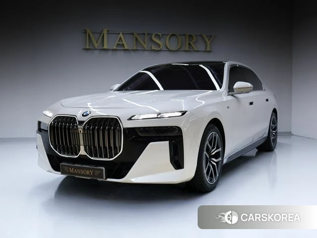 BMW 7 Series (G70) 2025 Белый из Кореи