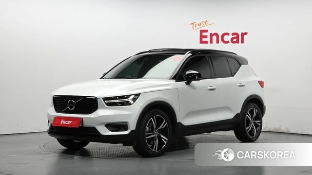 Volvo XC40 2019 Белый из Кореи