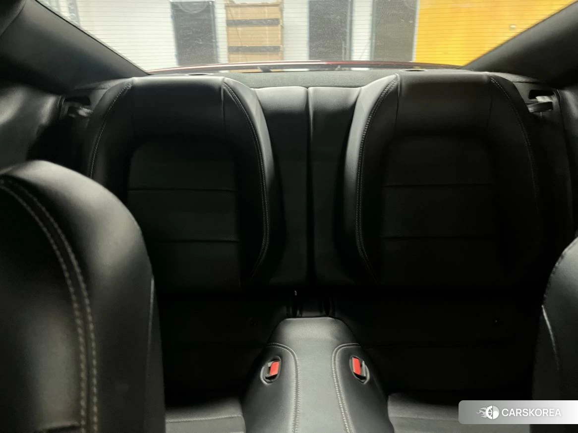 Ford Mustang 2019 Черный из Китая