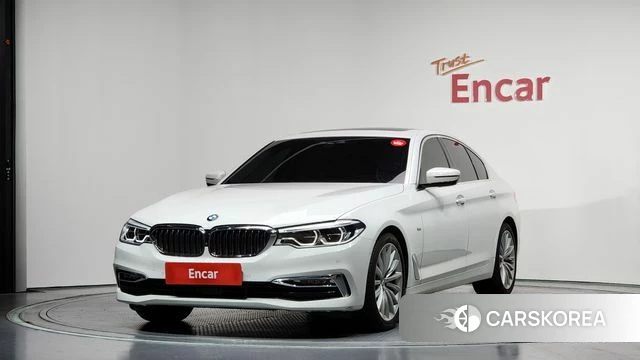 BMW 5 Series (G30) 2018 Белый из Кореи
