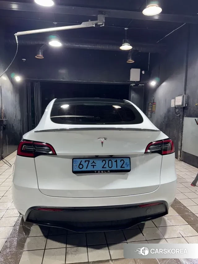 Tesla Model Y 2024 Белый из Кореи