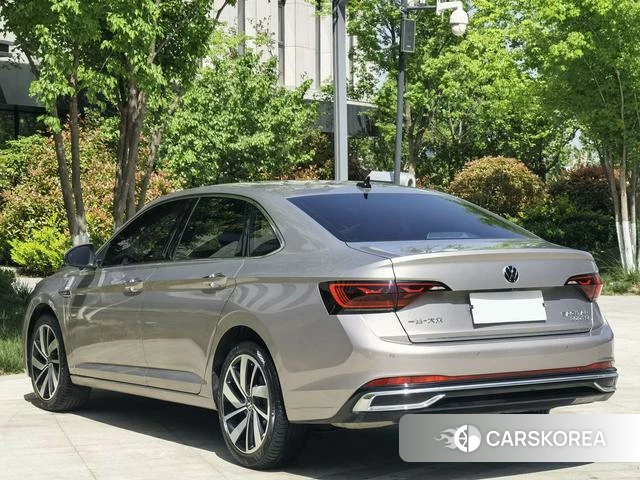 Volkswagen Sagitar 2023 Шампань из Китая