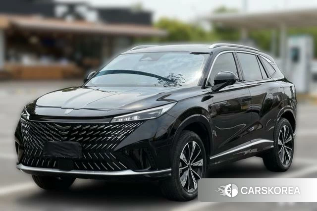Roewe RX5 2023 Черный из Китая