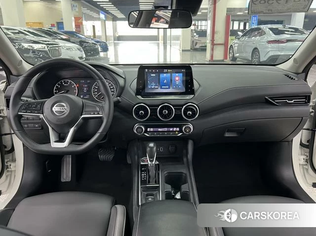 Nissan Xuan Yi 2022 Белый из Китая