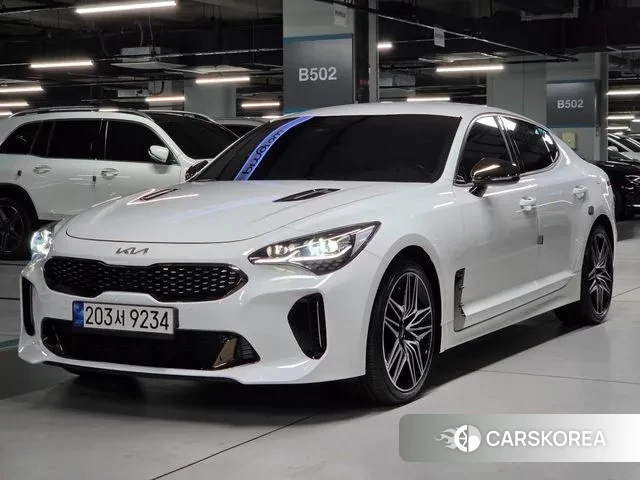 Kia Stinger Meister 2022 Белый из Кореи