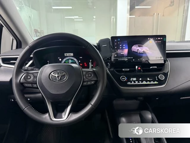 Toyota Corolla 2025 Белый из Китая
