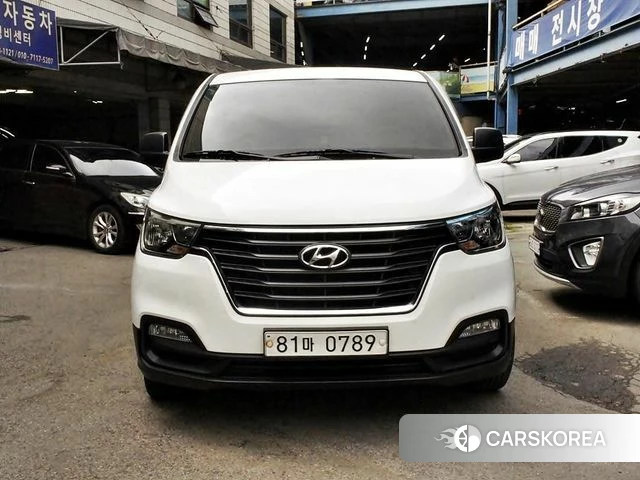Hyundai The New Grand Starex 2018 Белый из Кореи