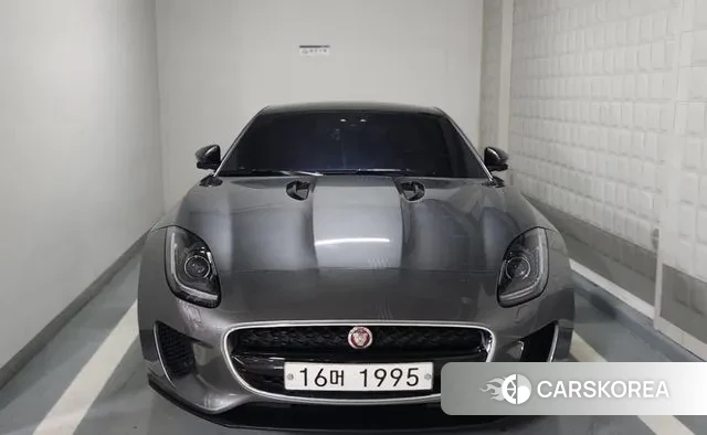 Jaguar F-TYPE 2018 Серый из Кореи