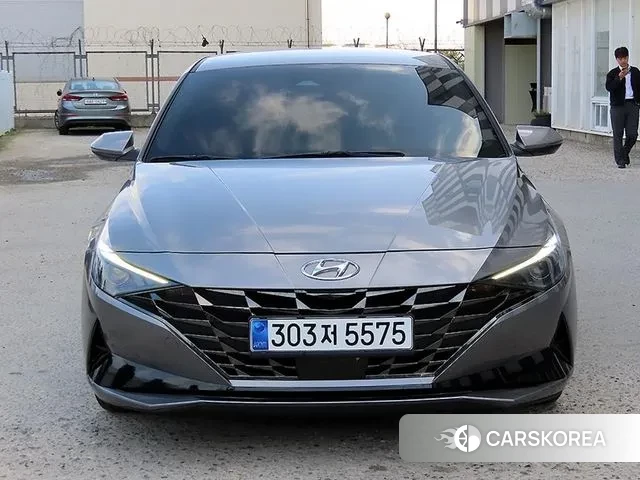 Hyundai Avante (CN7) 2021 Серый из Кореи