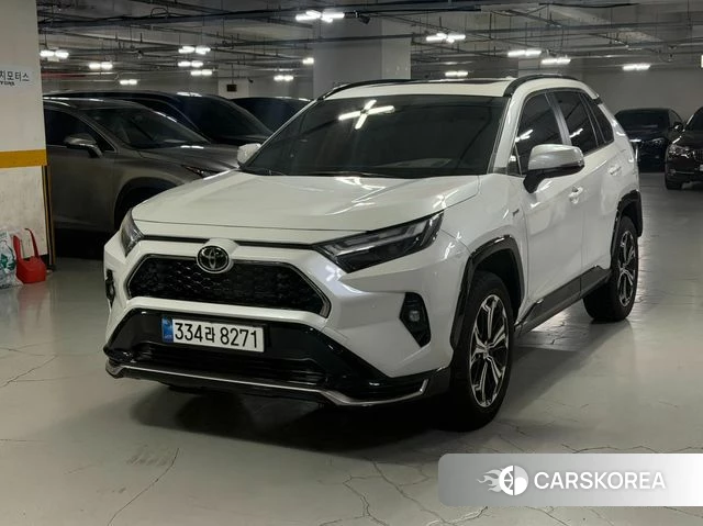 Toyota RAV4 5th Generation 2025 Белый из Кореи